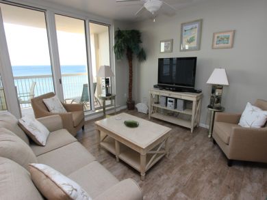 Beachfront Three Bedrooms Condo in Destin